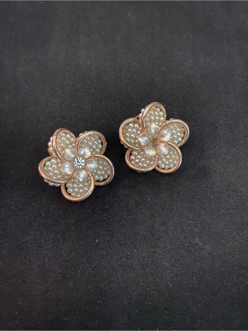 Floral Pearl & Rhinestone Clip-on Earrings